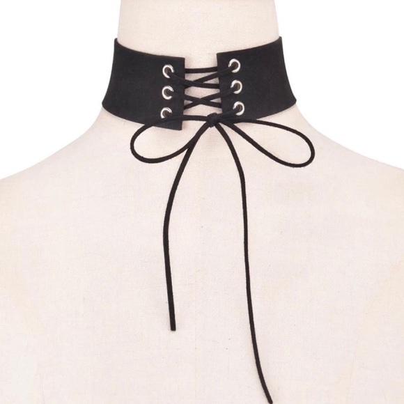 Gothic Suede Lace Up Choker Necklace Kardashian - Picture 6 of 16